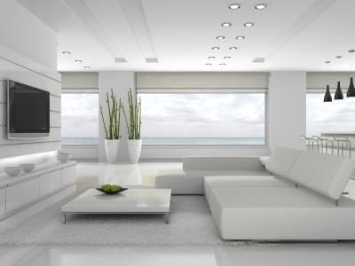 Un canapé blanc peut être une vitrine et une belle addition à votre espace de vie.